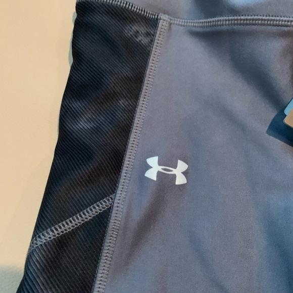 Under Armour Pants - Picture 6 of 9